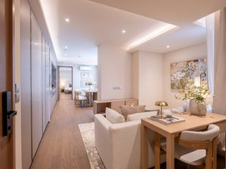 Condo en alquiler de 2 habitaciones en Khlong Toei, Bangkok