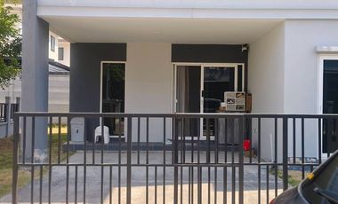 Casa en alquiler de 4 habitaciones en Bang Kruai, Nonthaburi