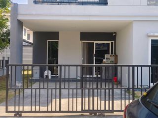 Casa en alquiler de 4 habitaciones en Bang Kruai, Nonthaburi