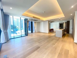 Wohnung zur Miete mit 3 Zimmer in Pathum Wan, Bangkok