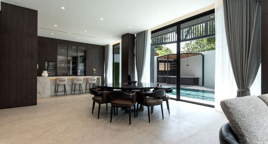 À louer et à vendre 6 chambres villa à Bang Lamung, Chonburi
