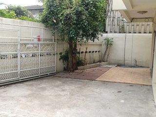 À vendre 3 chambres maison à Watthana, Bangkok