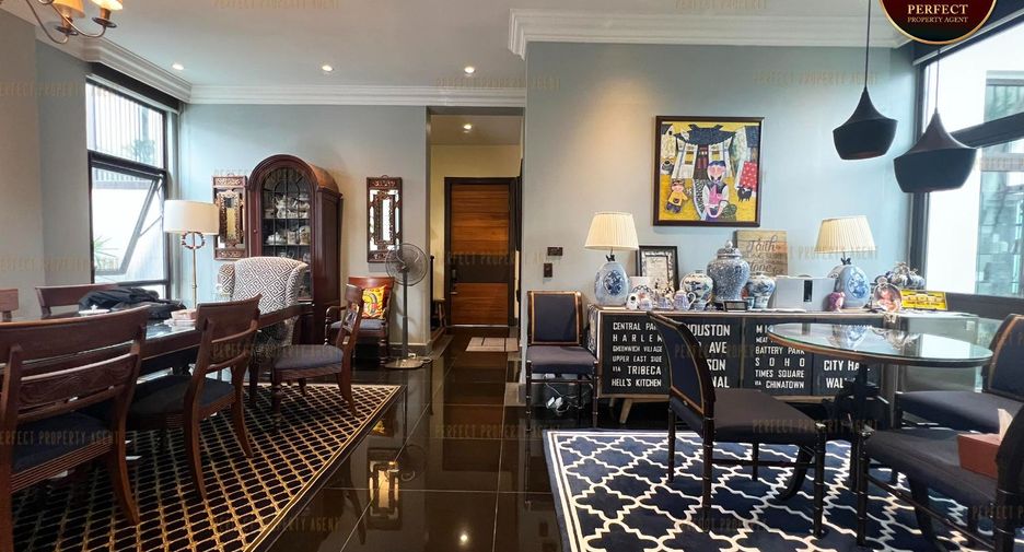 For sale 6 bedrooms house in Khlong Toei, Bangkok