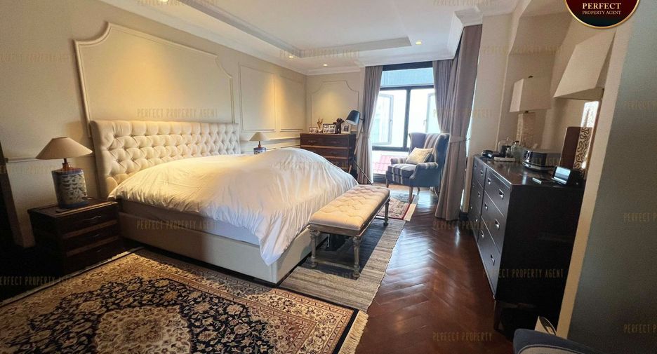 For sale 6 bedrooms house in Khlong Toei, Bangkok
