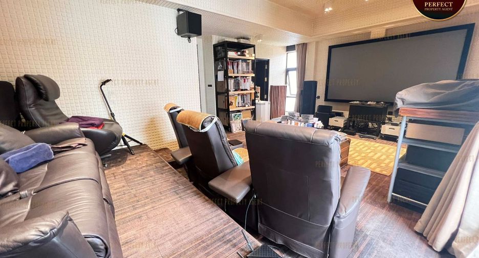 For sale 6 bedrooms house in Khlong Toei, Bangkok