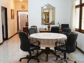Haus zur Miete mit 4 Zimmer in Watthana, Bangkok