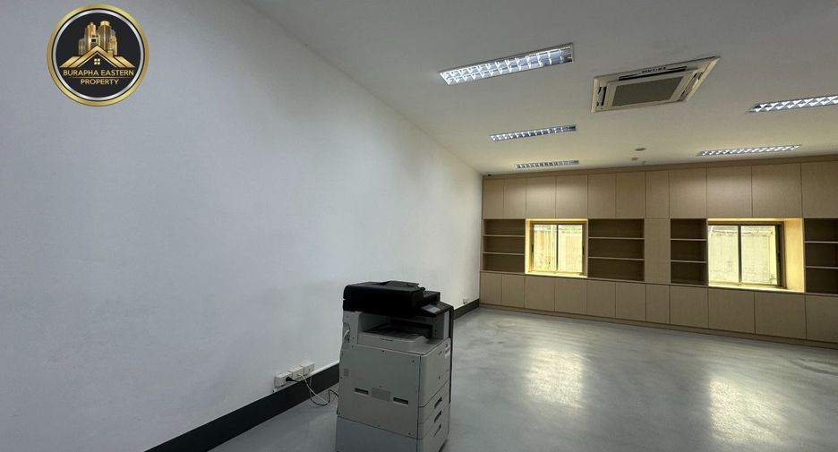 Terreno en venta en Si Racha, Chonburi