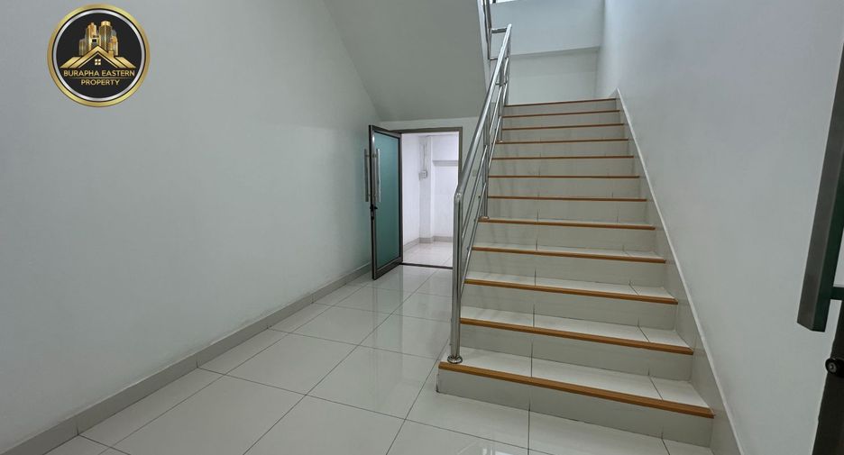 Terreno en venta en Si Racha, Chonburi