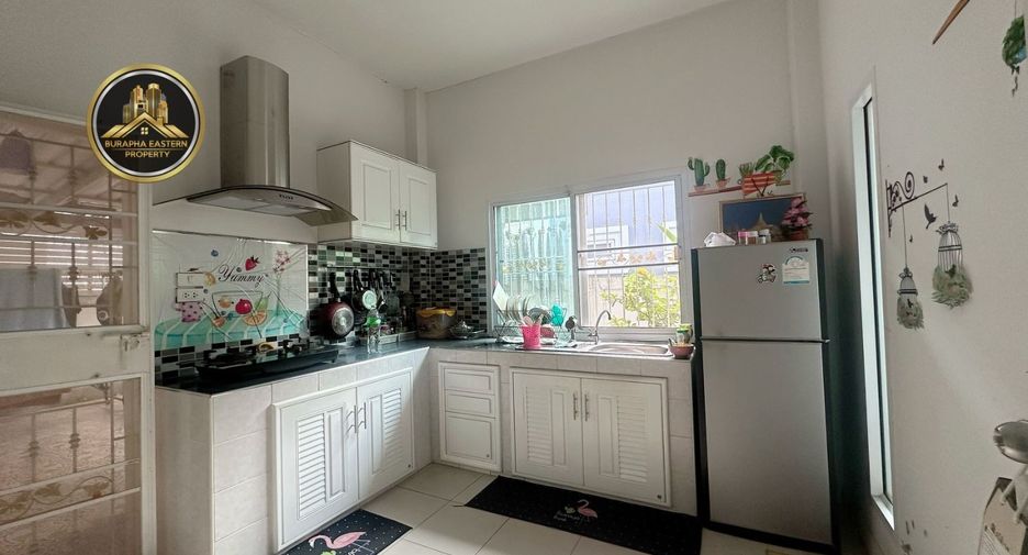 Casa en venta de 3 habitaciones en Ban Bueng, Chonburi