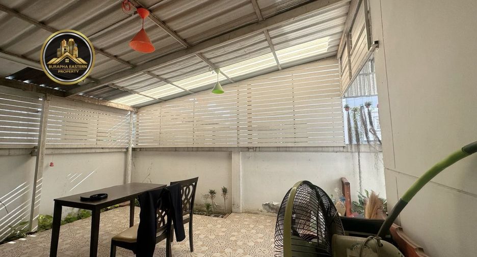 Casa en venta de 3 habitaciones en Ban Bueng, Chonburi