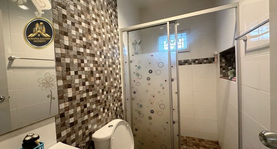 Casa en venta de 3 habitaciones en Ban Bueng, Chonburi