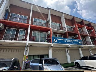 For sale 5 bedrooms retail Space in Si Racha, Chonburi