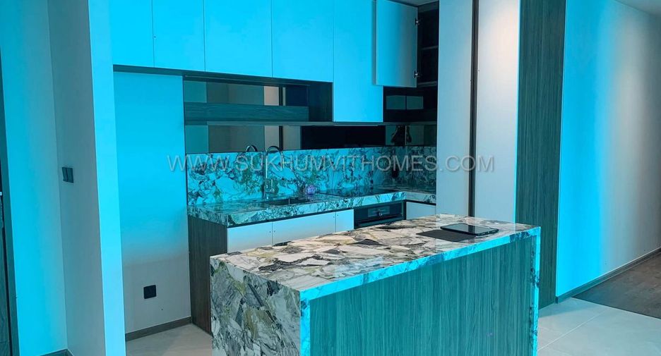 For sale 2 bedrooms condo in Sathon, Bangkok