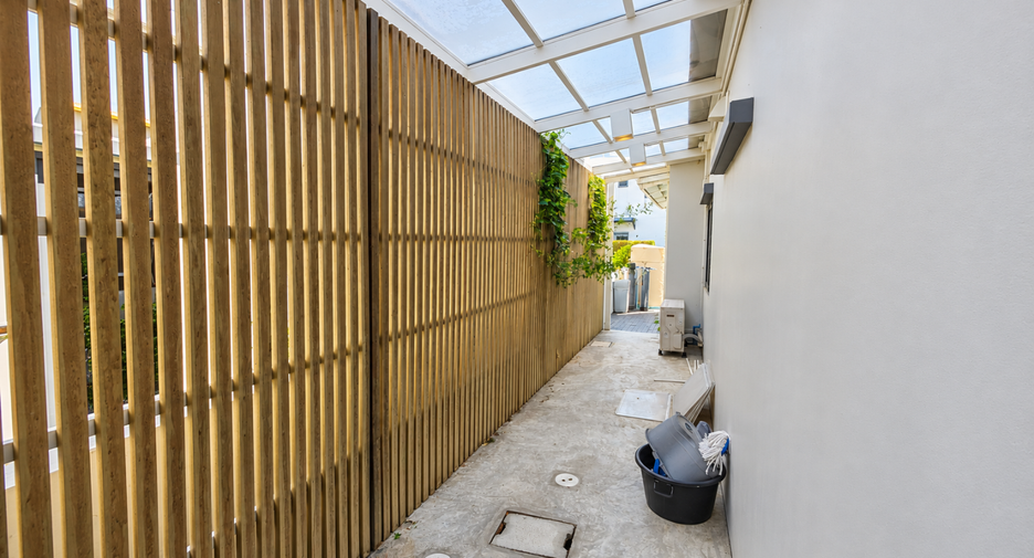 Haus zum Kauf mit 3 Zimmer in Bang Sao Thong, Samut Prakan
