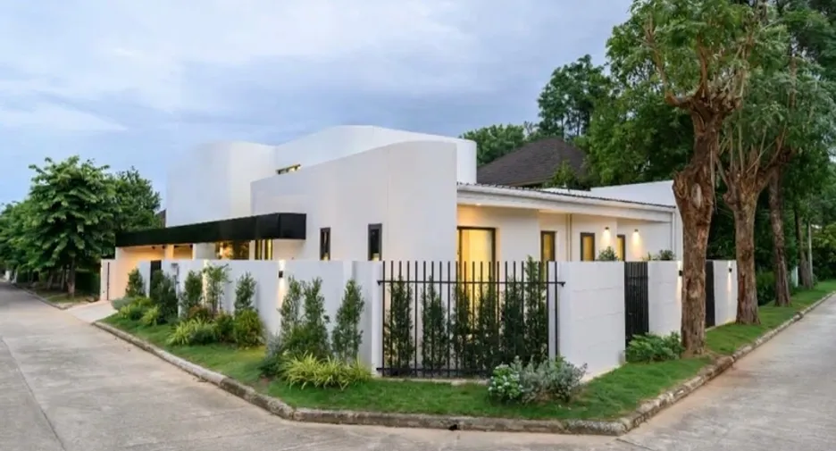Villa en venta de 4 habitaciones en Hang Dong, Chiang Mai