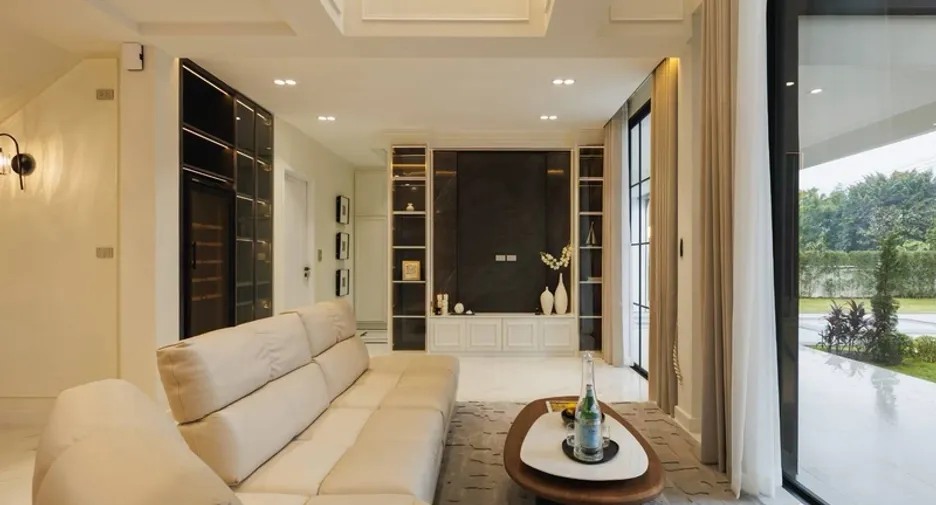 Villa en venta de 6 habitaciones en Saraphi, Chiang Mai