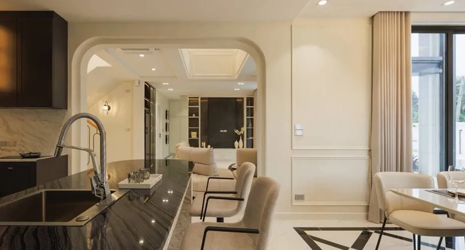 Villa en venta de 6 habitaciones en Saraphi, Chiang Mai