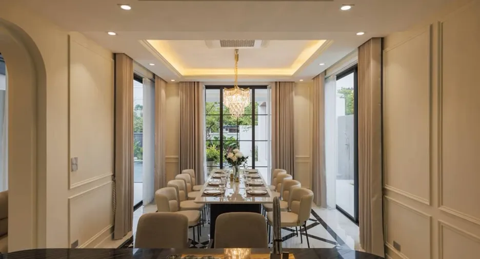 Villa en venta de 6 habitaciones en Saraphi, Chiang Mai