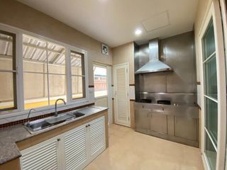 For rent 5 bedrooms house in Prawet, Bangkok