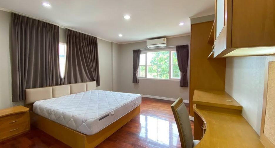 For rent 5 bedrooms house in Prawet, Bangkok