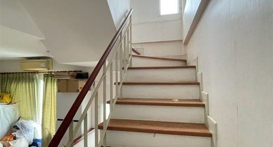 Reihenhaus zum Kauf mit 3 Zimmer in Lak Si, Bangkok