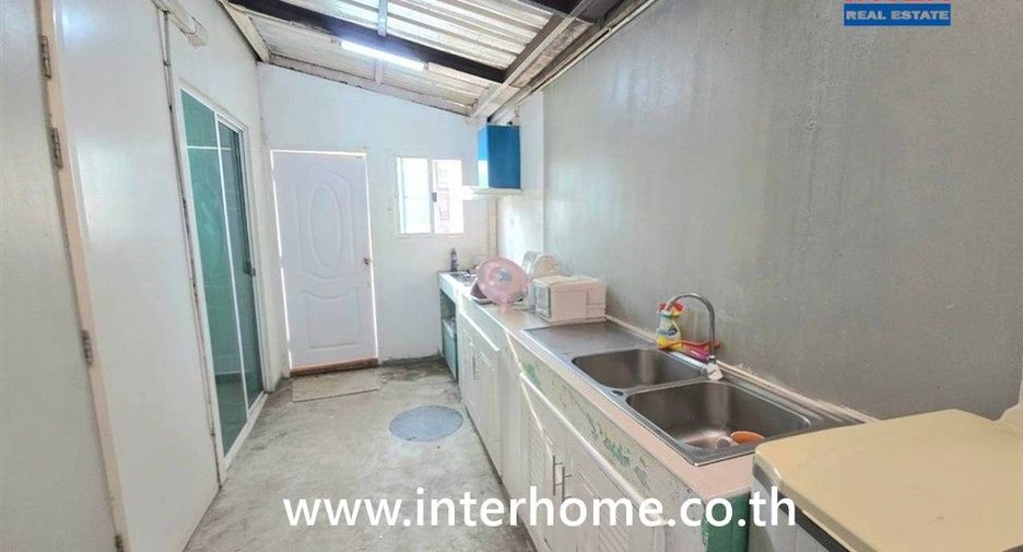 For sale 3 bedrooms townhouse in Lam Luk Ka, Pathum Thani