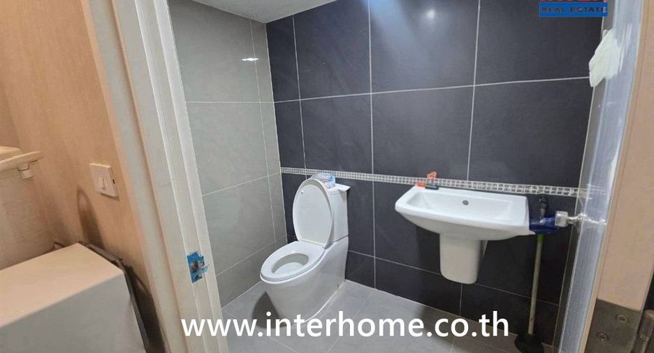 For sale 3 bedrooms townhouse in Lam Luk Ka, Pathum Thani