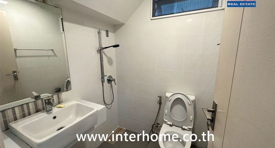 For sale 3 ベッドルーム house in Mueang Samut Prakan, Samut Prakan