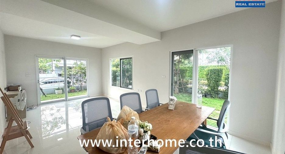 For sale 3 ベッドルーム house in Mueang Samut Prakan, Samut Prakan