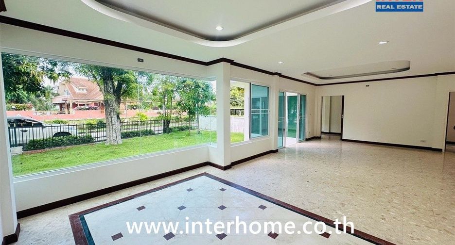 For sale 3 bedrooms house in Bang Phli, Samut Prakan