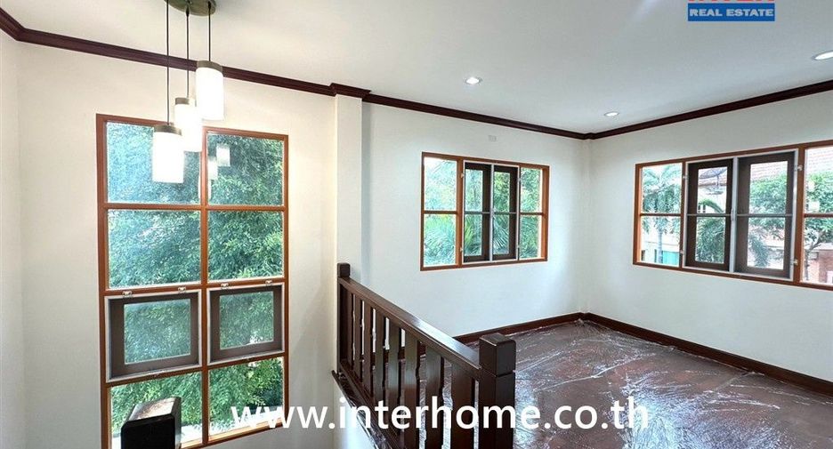 For sale 3 bedrooms house in Bang Phli, Samut Prakan