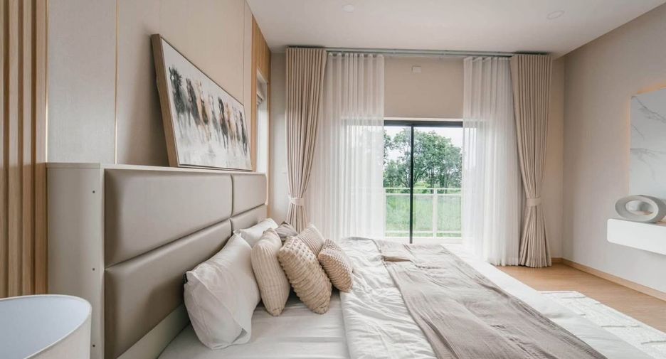 Casa en venta de 4 habitaciones en Mueang Chiang Mai, Chiang Mai