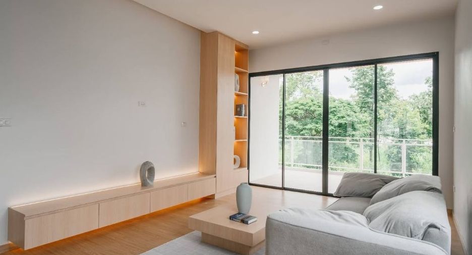 Casa en venta de 4 habitaciones en Mueang Chiang Mai, Chiang Mai