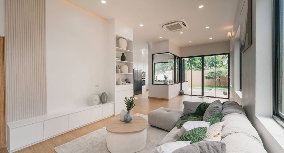 Casa en venta de 4 habitaciones en Mueang Chiang Mai, Chiang Mai