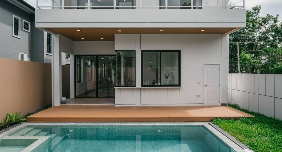 Casa en venta de 4 habitaciones en Mueang Chiang Mai, Chiang Mai