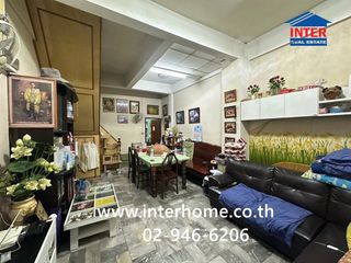 Casa adosada en venta de 4 habitaciones en Bang Na, Bangkok