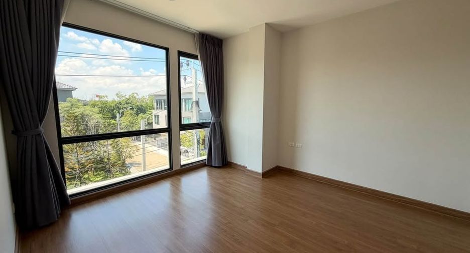 For rent 4 bedrooms house in Prawet, Bangkok