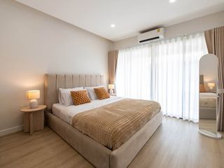 Haus zur Miete mit 5 Zimmer in Watthana, Bangkok