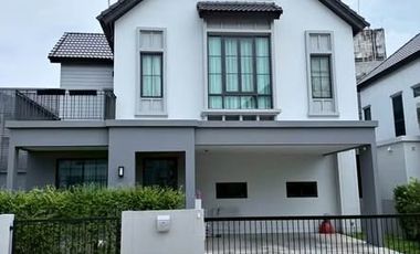 Casa en alquiler de 3 habitaciones en Lat Krabang, Bangkok