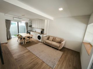 Reihenhaus zur Miete mit 2 Zimmer in Prawet, Bangkok
