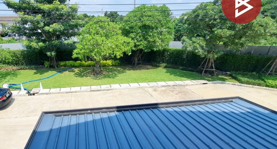 Casa adosada en venta de 4 habitaciones en Bang Kruai, Nonthaburi