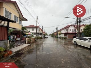 Reihenhaus zum Kauf mit 3 Zimmer in Phutthamonthon, Nakhon Pathom