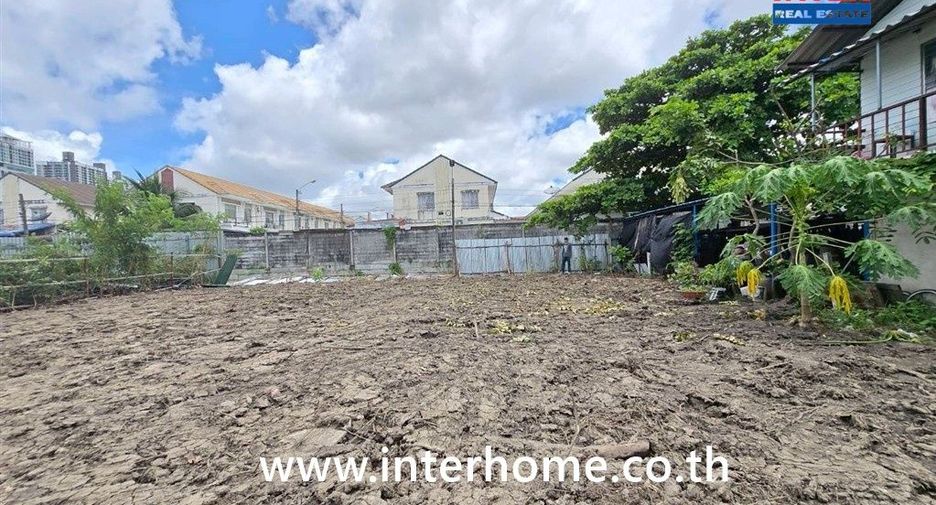 For sale land in Mueang Samut Prakan, Samut Prakan