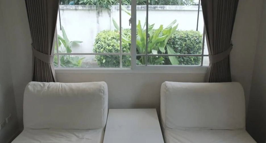 For rent 4 bedrooms house in Mueang Chiang Mai, Chiang Mai