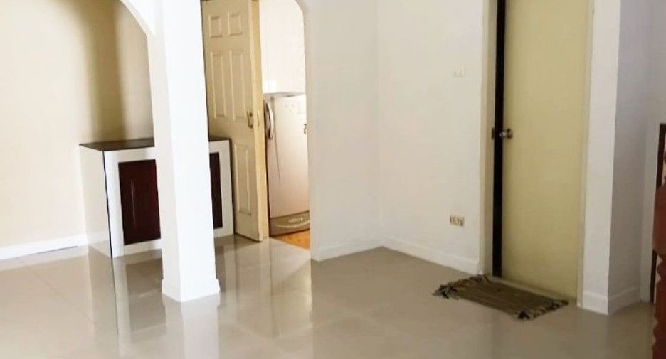 For sale 3 bedrooms house in Bang Pakong, Chachoengsao