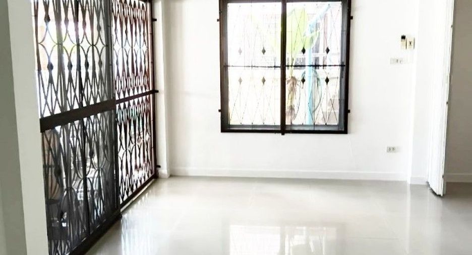 For sale 3 bedrooms house in Bang Pakong, Chachoengsao