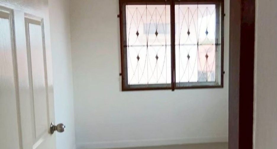 For sale 3 bedrooms house in Bang Pakong, Chachoengsao