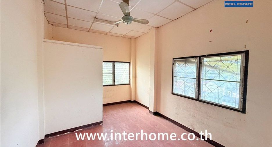 For sale 14 ベッドルーム apartment in Krathum Baen, Samut Sakhon