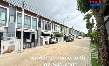 Reihenhaus zum Kauf mit 3 Zimmer in Thung Khru, Bangkok