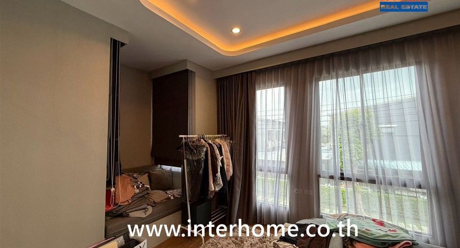 Reihenhaus zum Kauf mit 3 Zimmer in Thung Khru, Bangkok